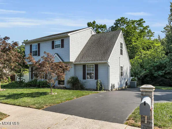 10 Johnson Avenue, Union Beach, NJ 07735