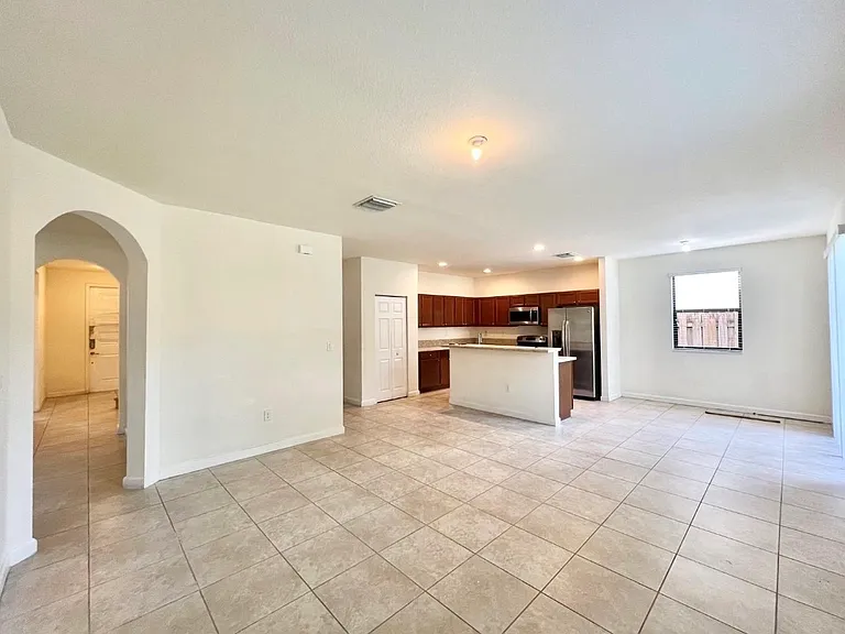 15153 SW 117th Ter — Photo 6