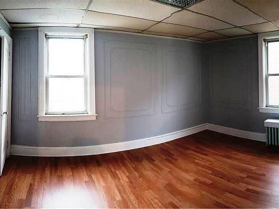 3rd image of 9529 239th St