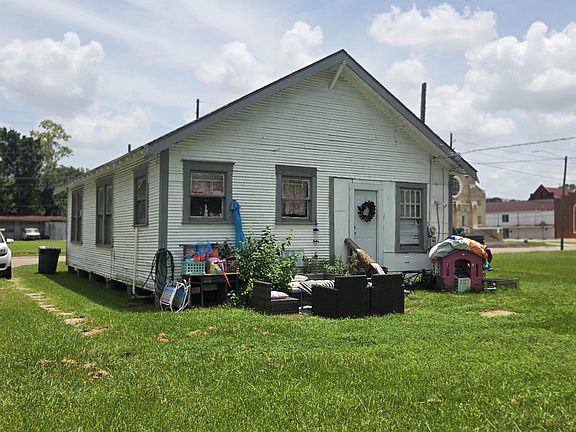 4th image of 3330 Highland Ave