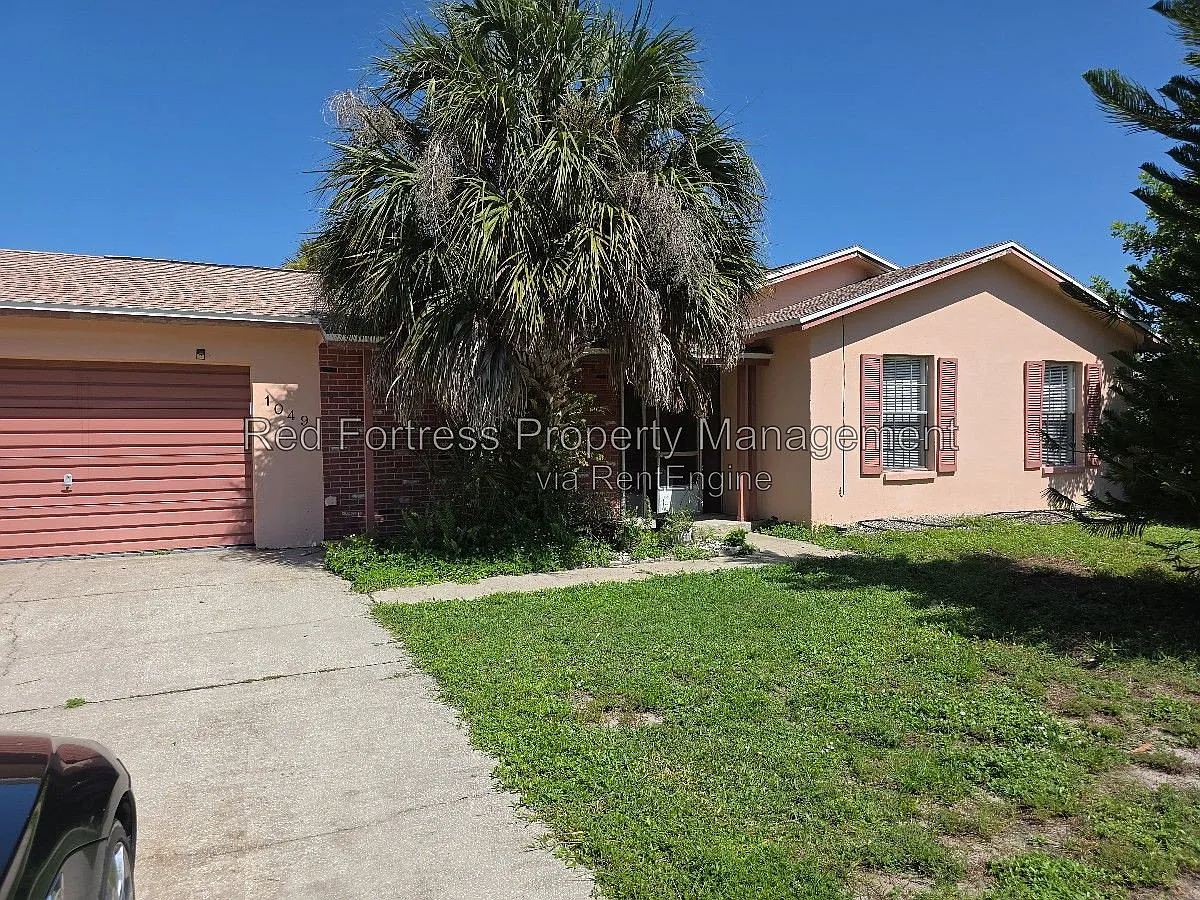 3 bed, 2.0 bath, 1255 sqft, $1,499 — Photo 1
