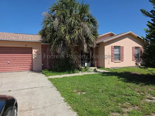1049 Ridgeway Dr, North Fort Myers, FL 33903
