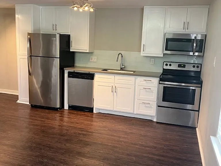 1717 Norfolk St — Photo 24
