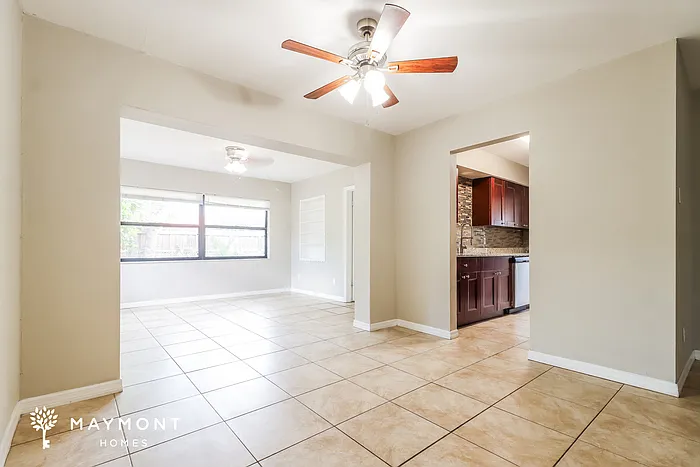 2086 Shadow Ln — Photo 5