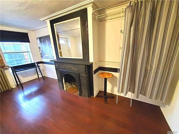 4th image of 10-41 51st Ave #1