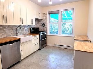 170-20 Lithonia Ave #2C, Fresh Meadows, NY 11365
