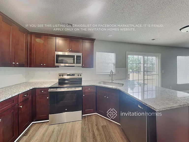 3305 Kilbridge Woods Ct — Photo 8