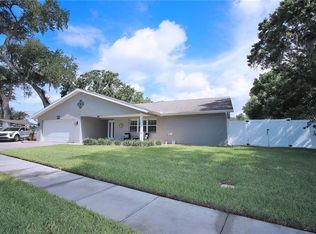 13675 Kimberly Oaks Cir, Largo, FL 33774