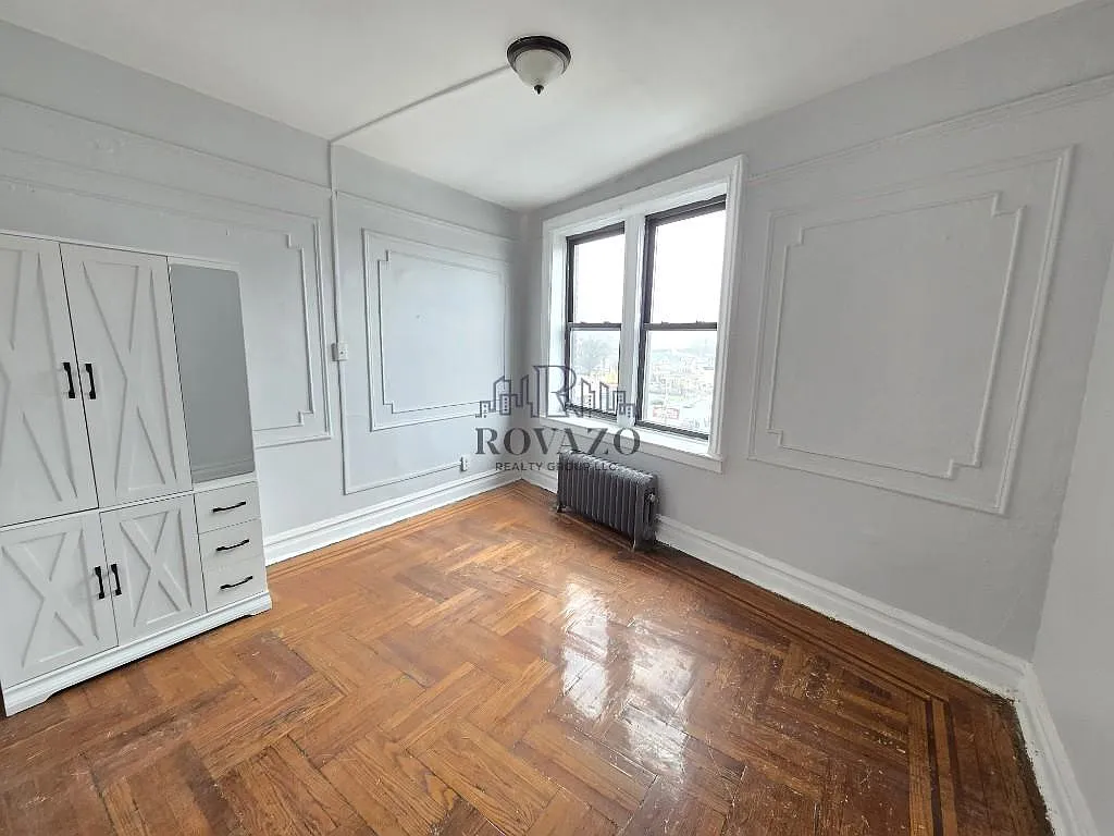 Building Photo - 160 Ellis Ave #401