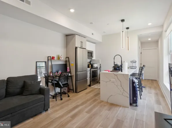 3836 Haverford Ave, Philadelphia, PA