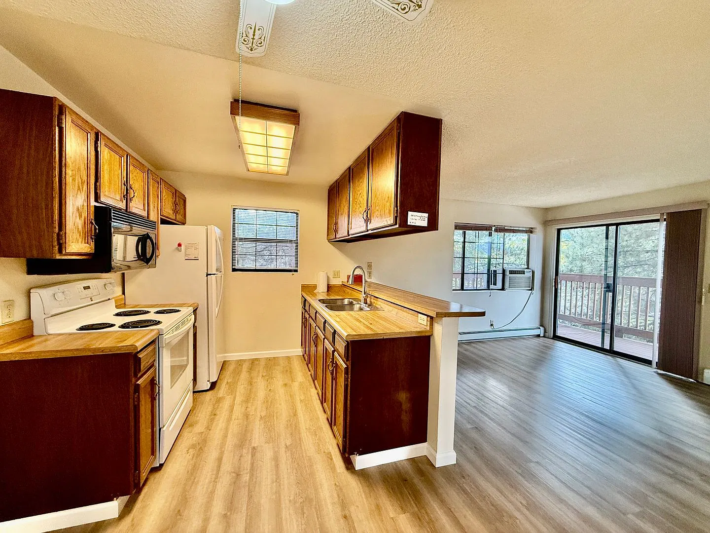 Charming 2-Bed Condo with Mountain Views in 55+ Community Off Palmer Park — Photo 3