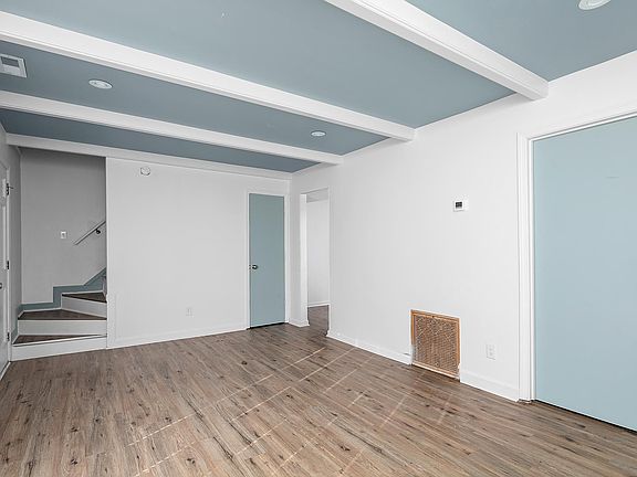 4th image of 283 Osage Ct #283