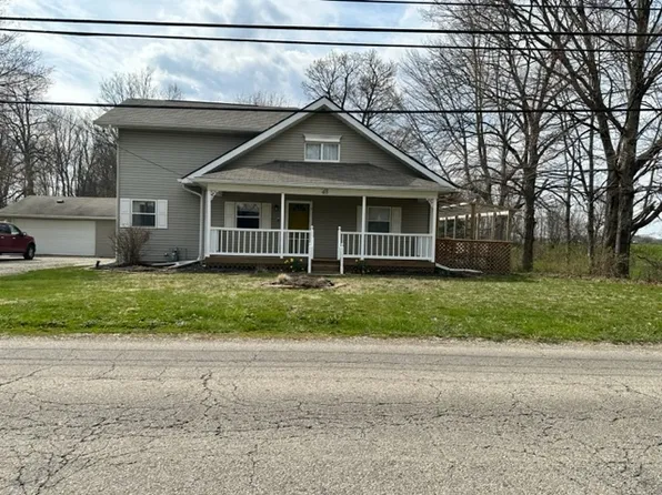 48 Sawmill Rd, Whiteland, IN 46184