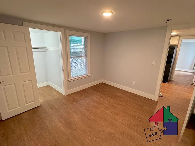 166 N Winooski Ave — Photo 18