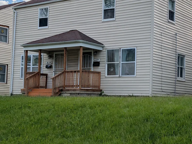 619 Berkeley Rd #2 — Photo 2