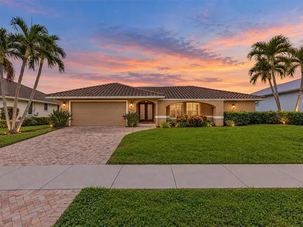 1137 Breakwater Ct, Marco Island, FL 34145