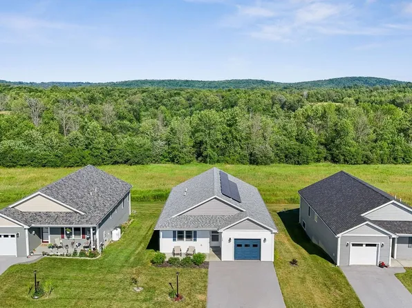 126 Dunneaway Drive, Georgia, VT 05478