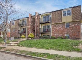 4033 Oak St APT D, Kansas City, MO 64111