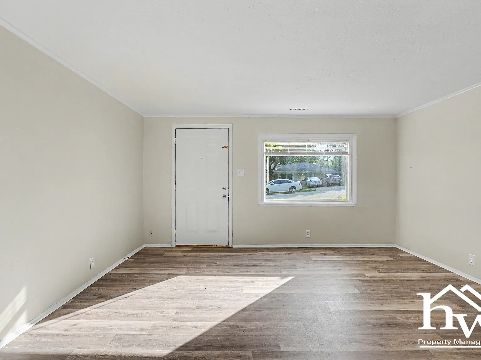 Charming 3-Bedroom Home Near Erskine Park — Photo 2