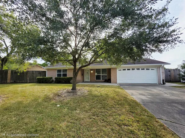 903 Beechgrove Dr, Webster, TX 77598