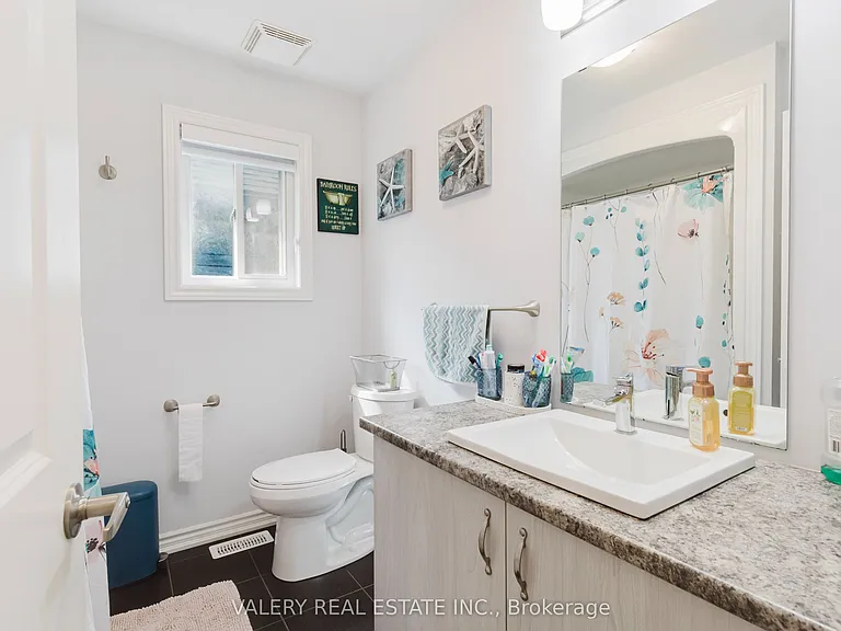 133 Caroline St — Photo 27
