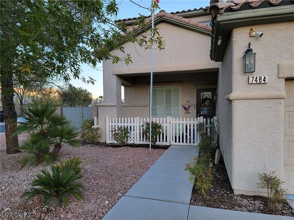 1st image of 7484 Oasis Island St