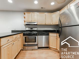 3216 N Racine Ave APT GDN, Chicago, IL 60657