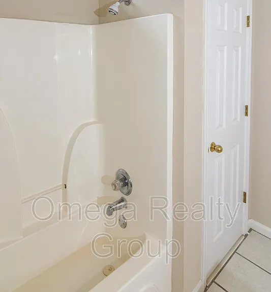 1030 Lexington Dr — Photo 20