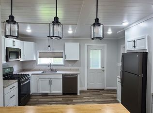 210 S Myrtle St, Greenville, MI
