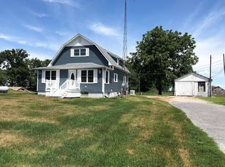 1926 E 2400 North Rd, Watseka, IL 60970