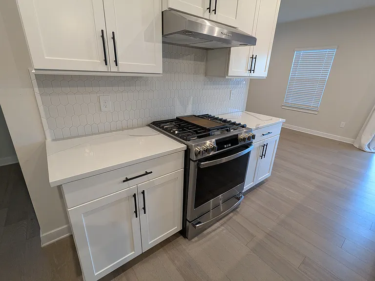 225 Van Zandt Trl — Photo 15