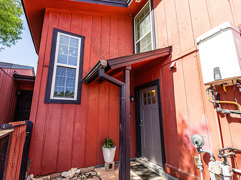 4906 Barkbridge Trl — Photo 61