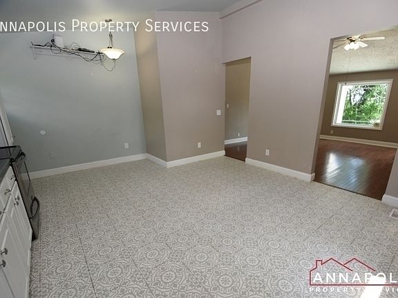 3rd image of 1195A Bayview Vis