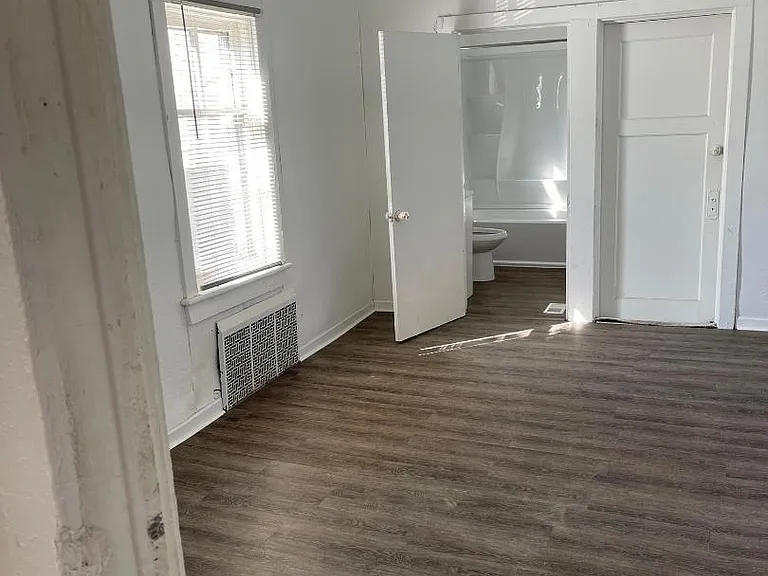 2450B N 7th St — Photo 4