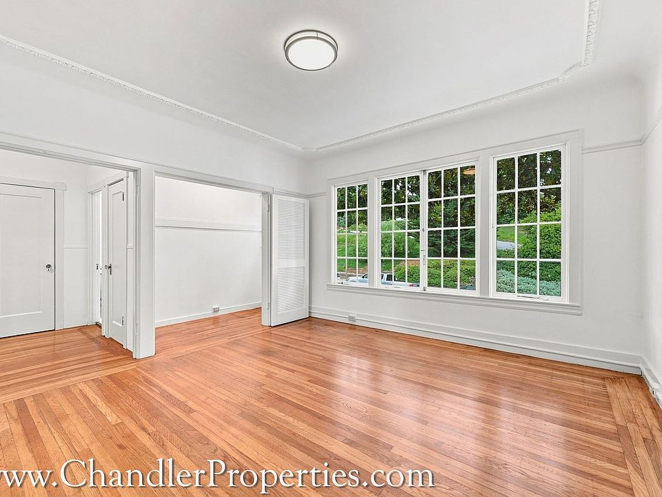 1st image of 605 Scott St APT 1