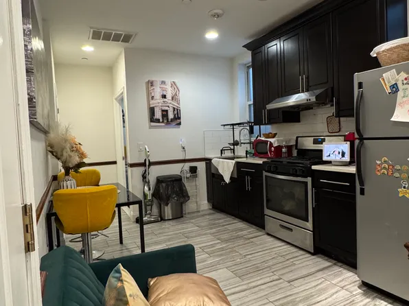 730 Sansom St #205, Philadelphia, PA 19106