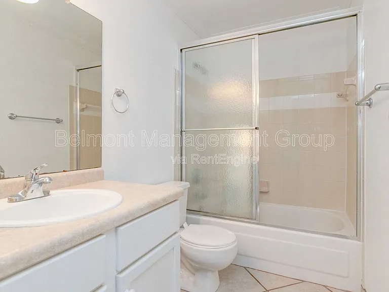 3004 Parkway Blvd #209 — Photo 10