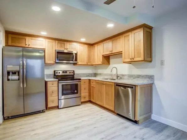 3147 Jefferson, 3147 Jefferson St APT 5, Carlsbad, CA 92008