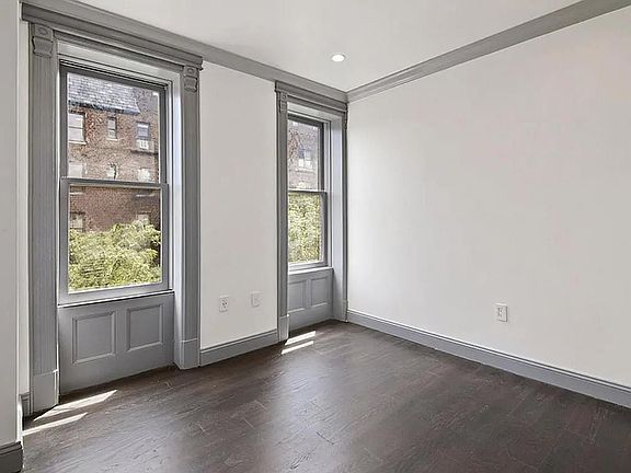 3rd image of 1419 8th Ave APT G