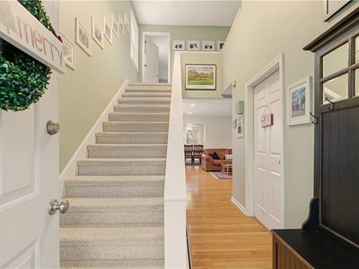 74 Arbor Dr, Providence, RI, 02908