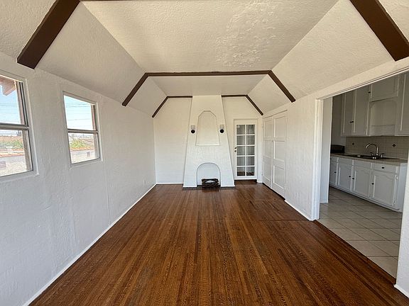 3rd image of 1120 Amalia Ave #1124-1/4
