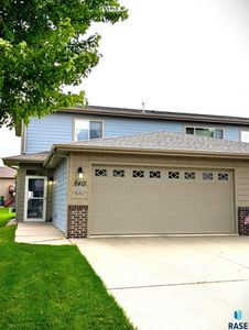 6401 S Santa Rosa Cir UNIT A, Sioux Falls, SD, 57108
