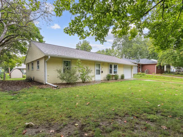 2003 E Michigan Ave, Urbana, IL 61802
