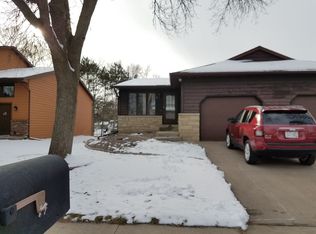 617 Oak Ave N, Onalaska, WI 54650