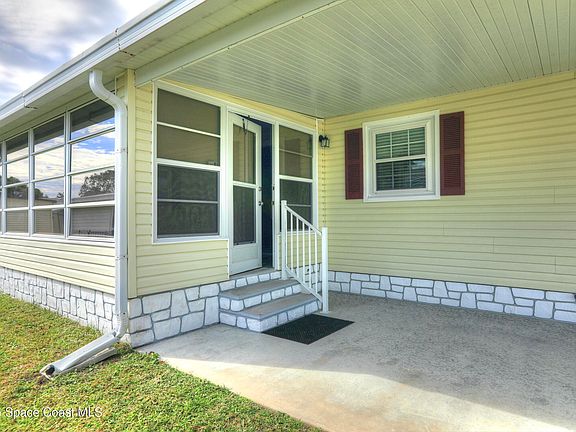 4th image of 931 Jacaranda Dr