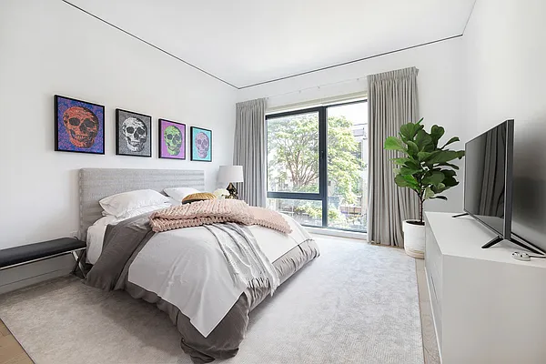 Sold by Brick&Mortar | media 15