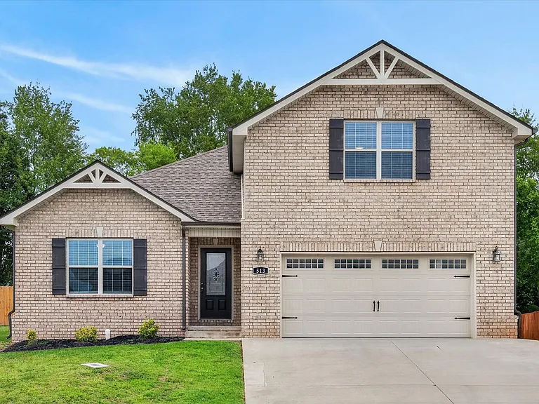 513 Wingfield Ct — Photo 1