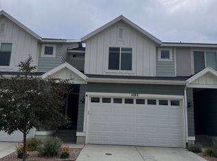 1102 E Dogwatch Dr, Saratoga Springs, UT 84045