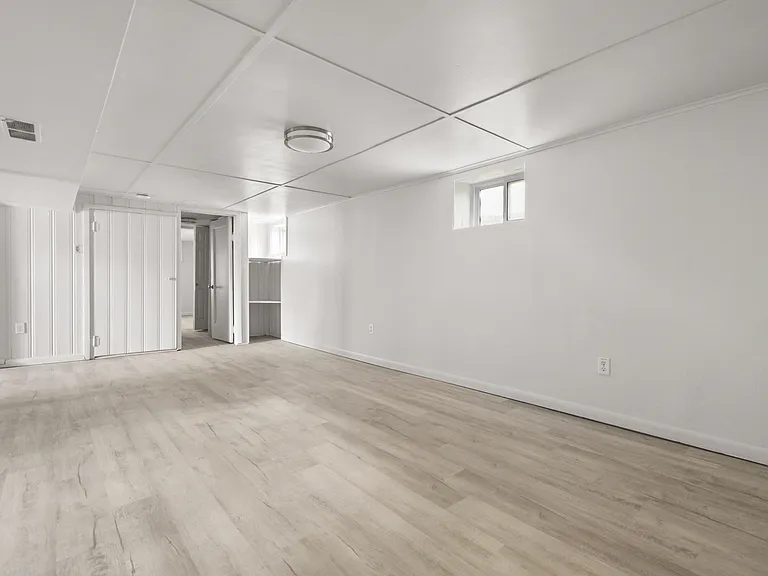 4757 S Jason St — Photo 16