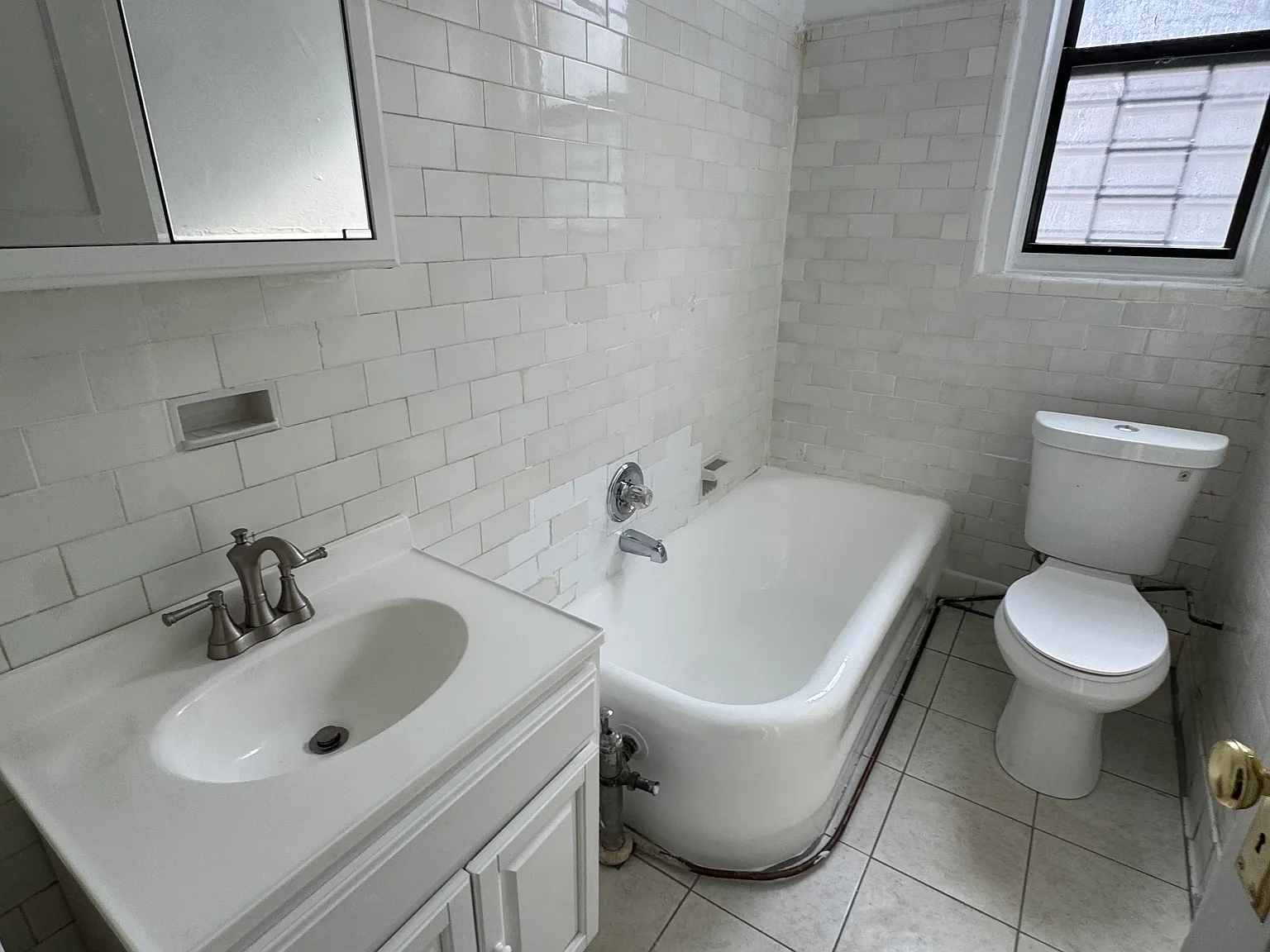 64 Locust Hill Ave — Photo 4